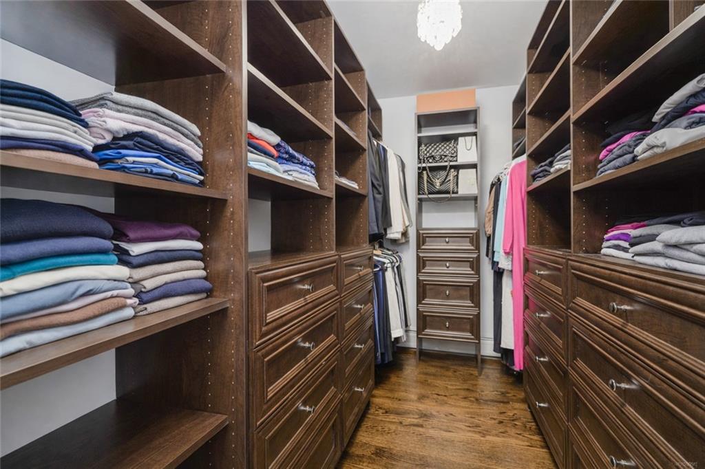 42 Serena Court Annadale Staten Island NY 10312