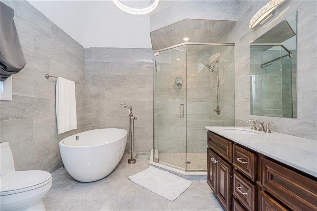 42 Serena Court Annadale Staten Island NY 10312