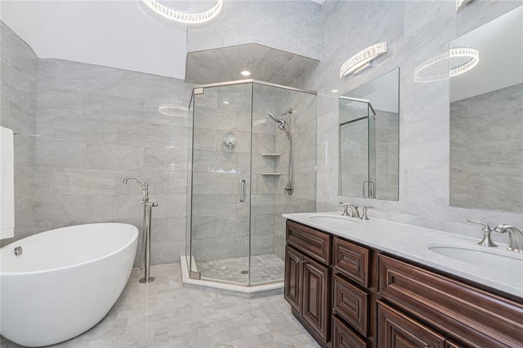 42 Serena Court Annadale Staten Island NY 10312