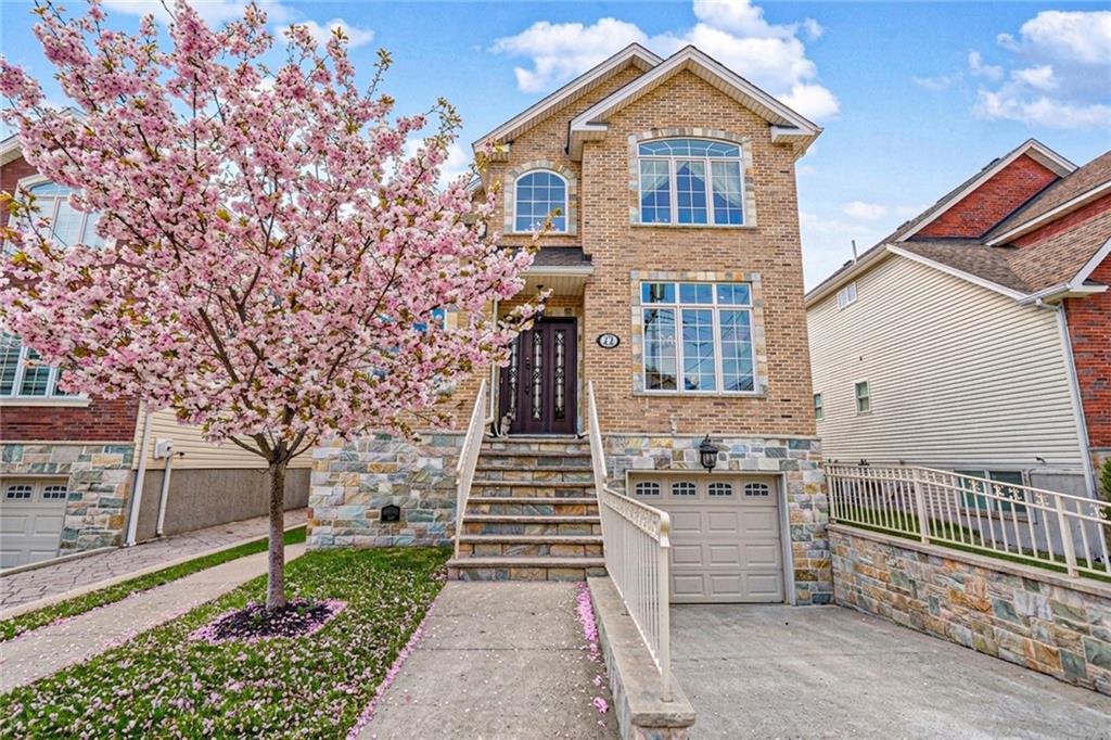 42 Serena Court Annadale Staten Island NY 10312