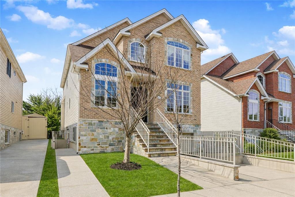 42 Serena Court Annadale Staten Island NY 10312