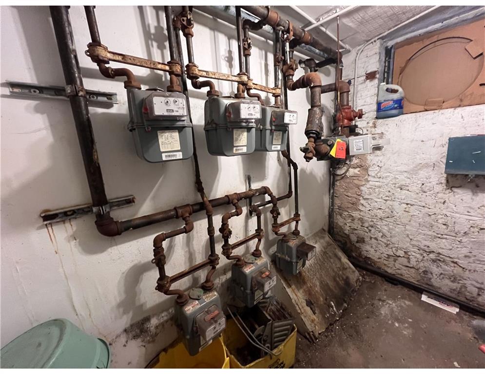 862 Woodward Avenue Ridgewood Ridgewood NY 11358