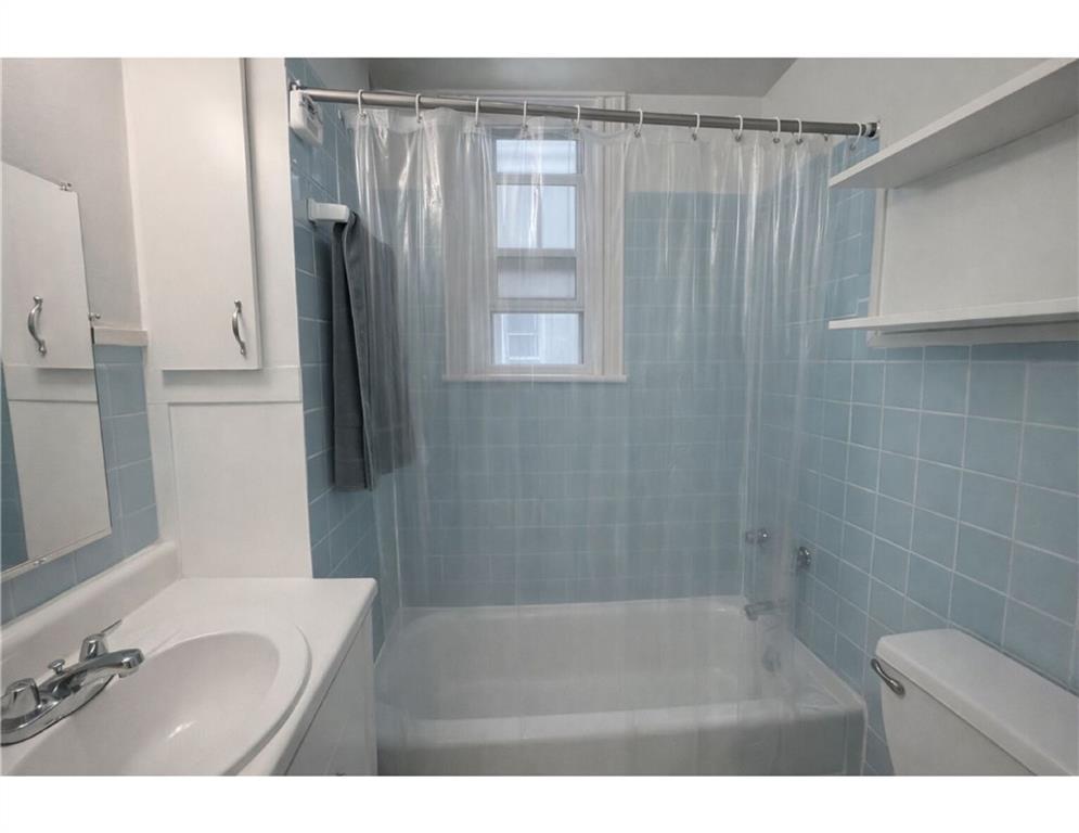 862 Woodward Avenue Ridgewood Ridgewood NY 11358