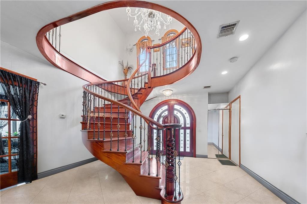 88 Hillcrest Street Eltingville Staten Island NY 10308