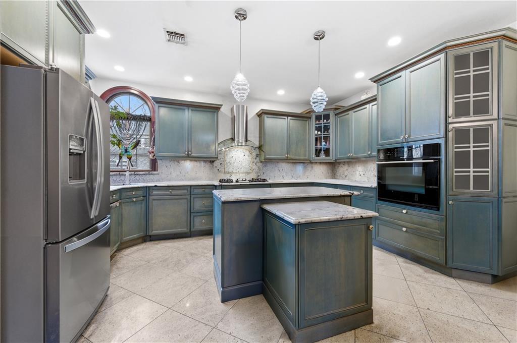 88 Hillcrest Street Eltingville Staten Island NY 10308