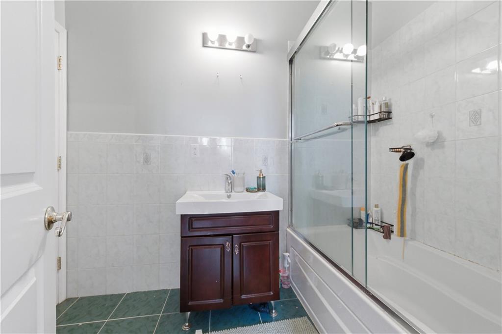 88 Hillcrest Street Eltingville Staten Island NY 10308