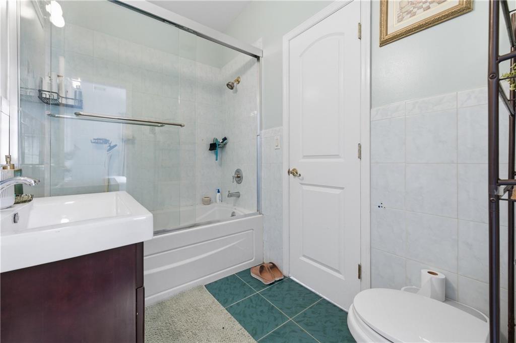 88 Hillcrest Street Eltingville Staten Island NY 10308