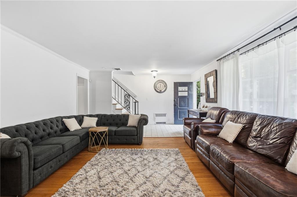 61 Oakland Avenue Out of NYC Other NY 10707