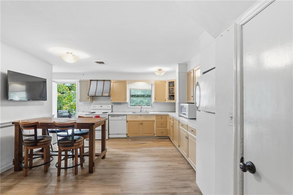 61 Oakland Avenue Out of NYC Other NY 10707