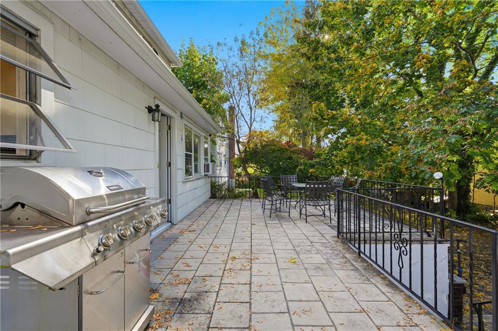 61 Oakland Avenue Out of NYC Other NY 10707