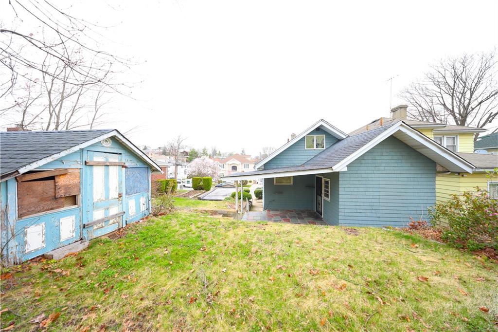 76 Vista Avenue Staten Island NY 10304