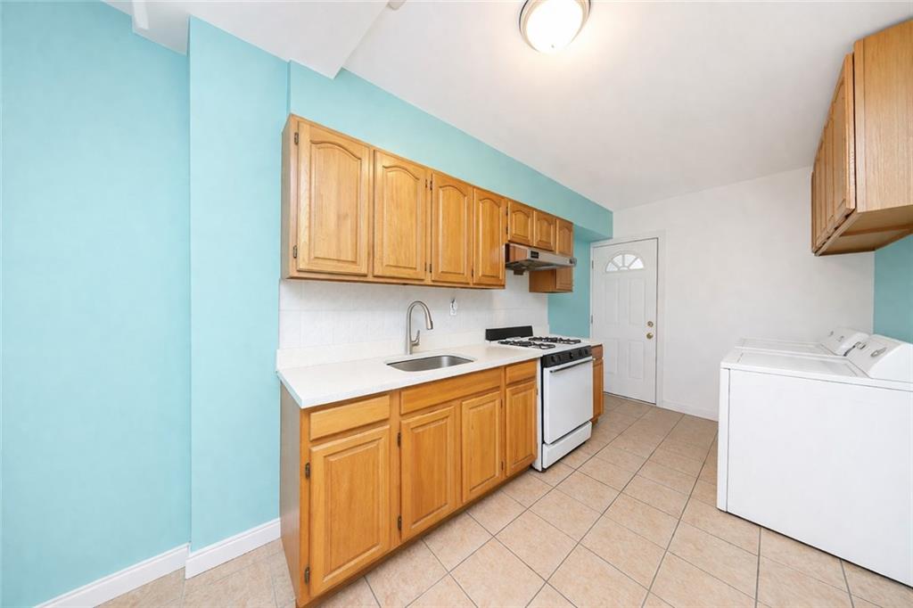 4612 Fort Hamilton Parkway Borough Park Brooklyn NY 11219