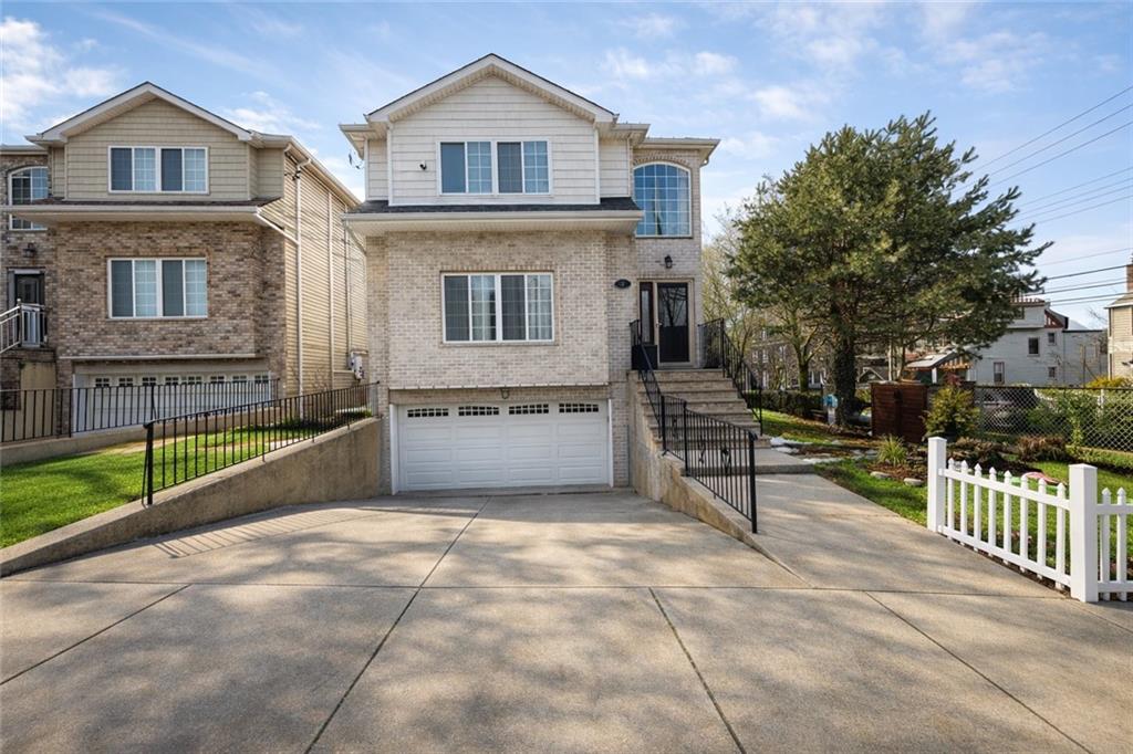 2 Clinton Court Randall Manor Staten Island NY 10301