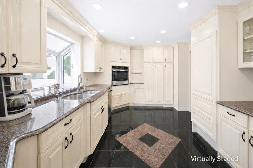 728 Huguenot Avenue Huguenot Staten Island NY 10312