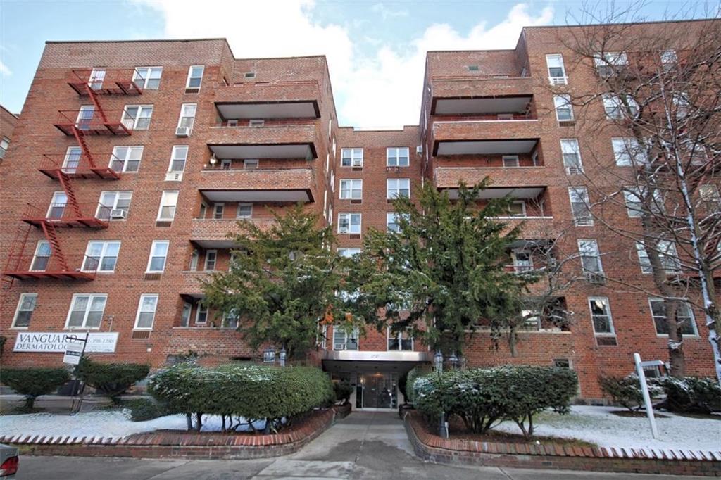 2727 Ocean Parkway Brighton Beach Brooklyn NY 11235