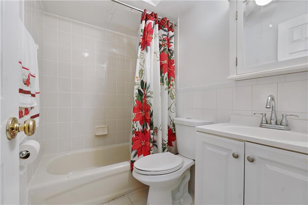 7221 Hillmeyer Avenue Arverne Arverne NY 11692