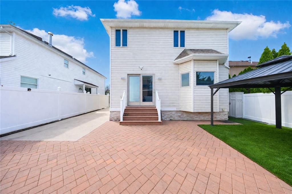 450 Ramona Avenue Woodrow Staten Island NY 10309