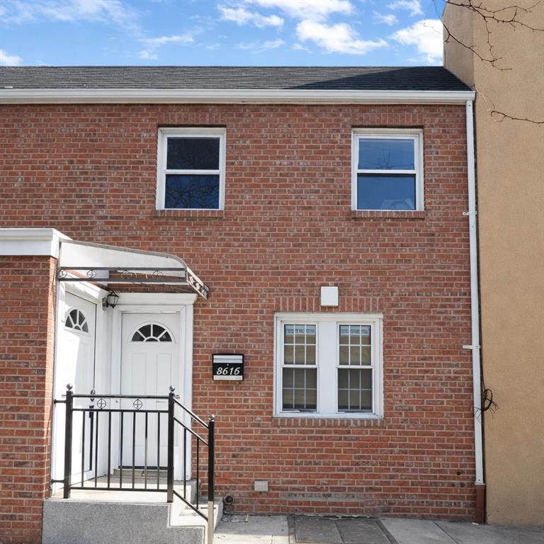 86-61 77th Street Woodhaven Woodhaven NY 11421