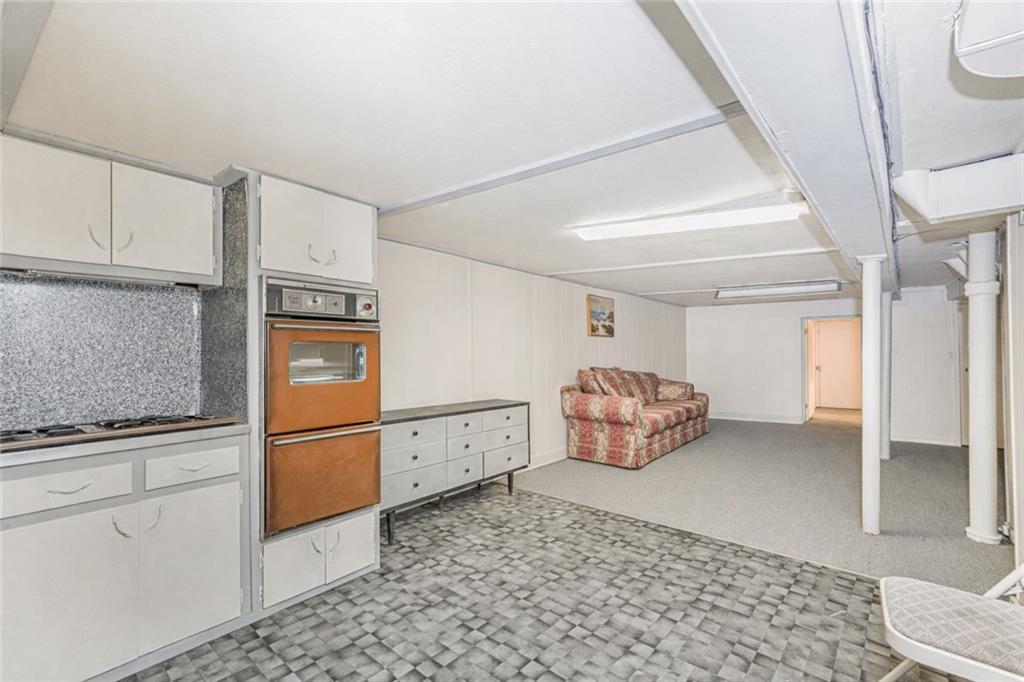 1942 61st Street Borough Park Brooklyn NY 11204