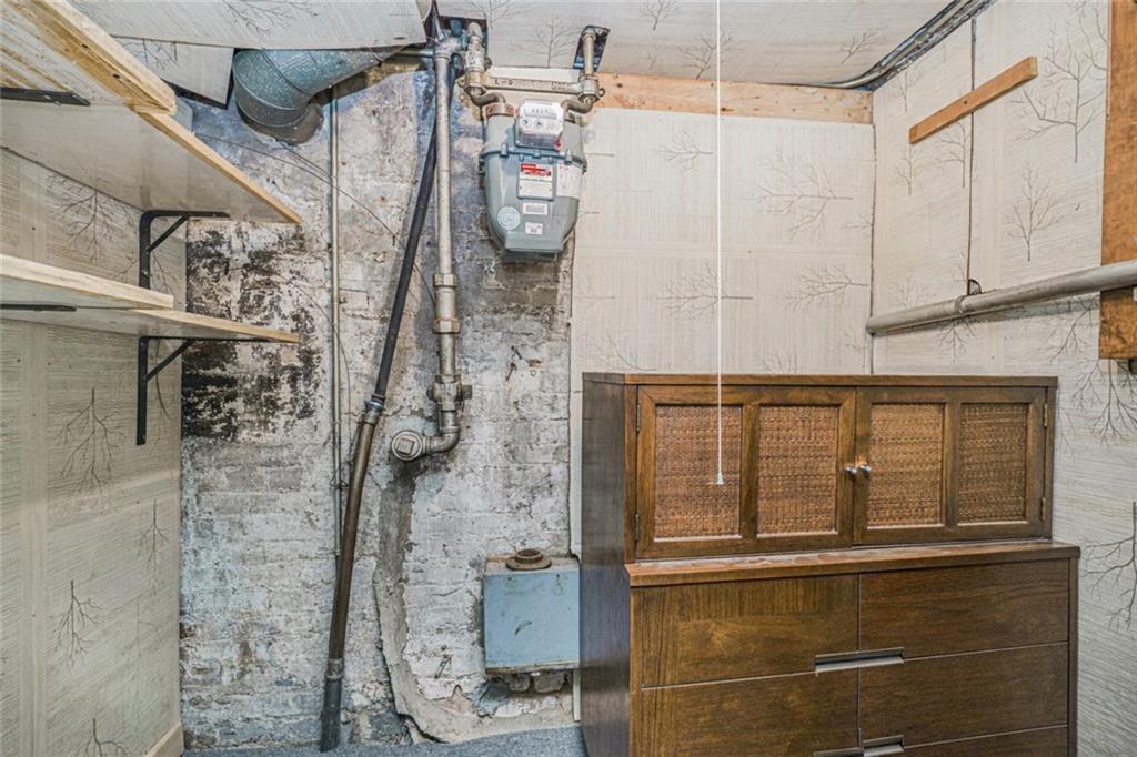 1942 61st Street Borough Park Brooklyn NY 11204
