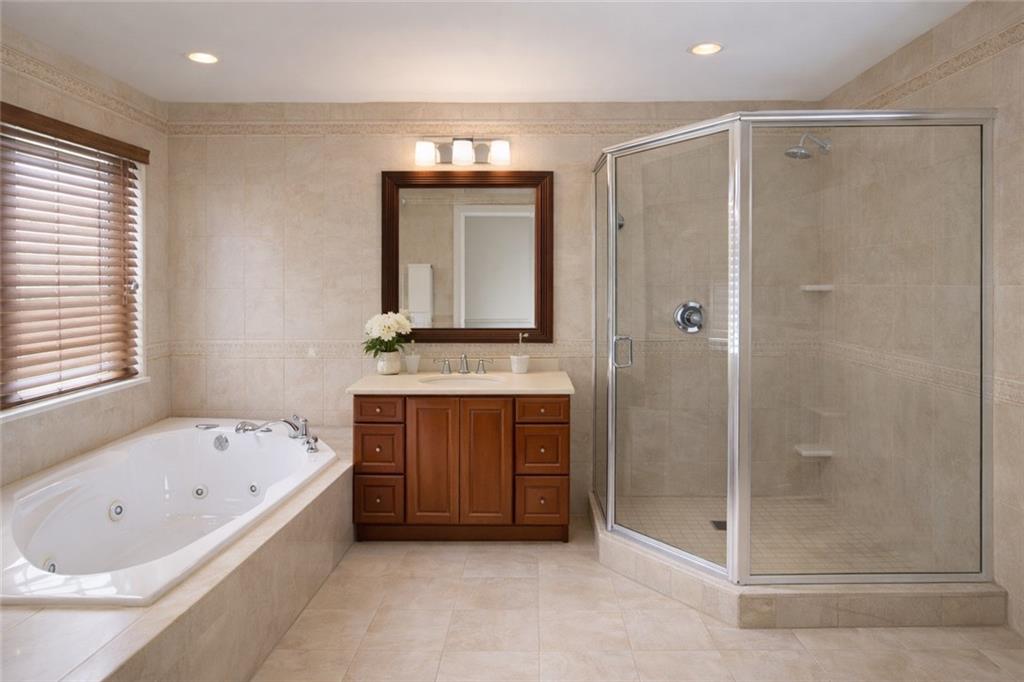 205 Essex Drive Staten Island NY 10314