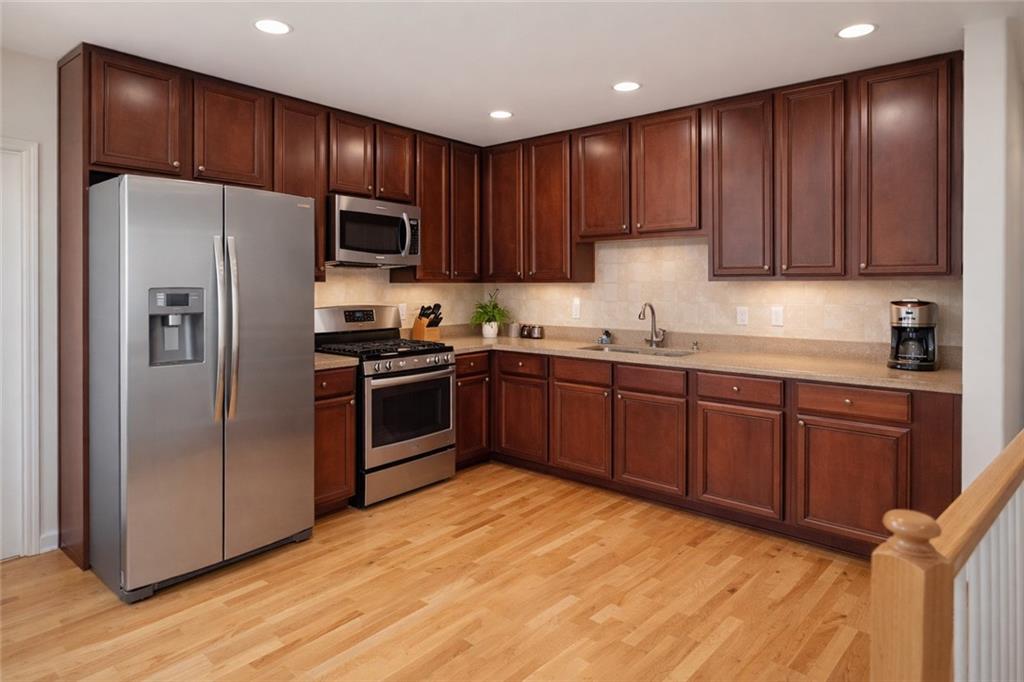 205 Essex Drive Staten Island NY 10314