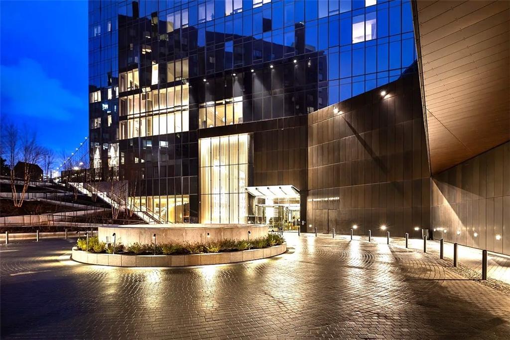 252 South Street Lower East Side Manhattan NY 10002