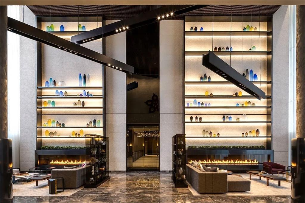 252 South Street Lower East Side Manhattan NY 10002