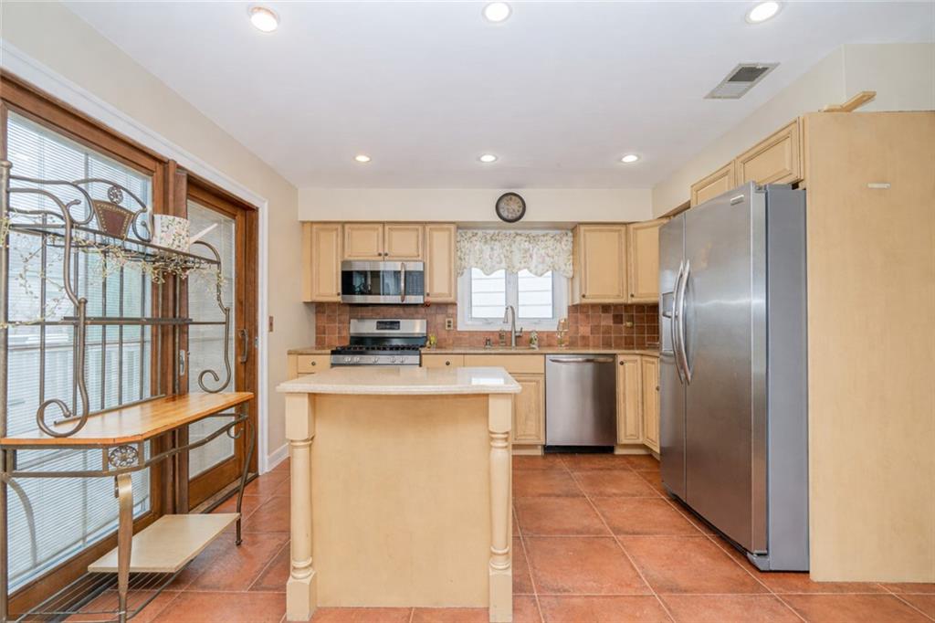 36 Ashwood Court Great Kills Staten Island NY 10308