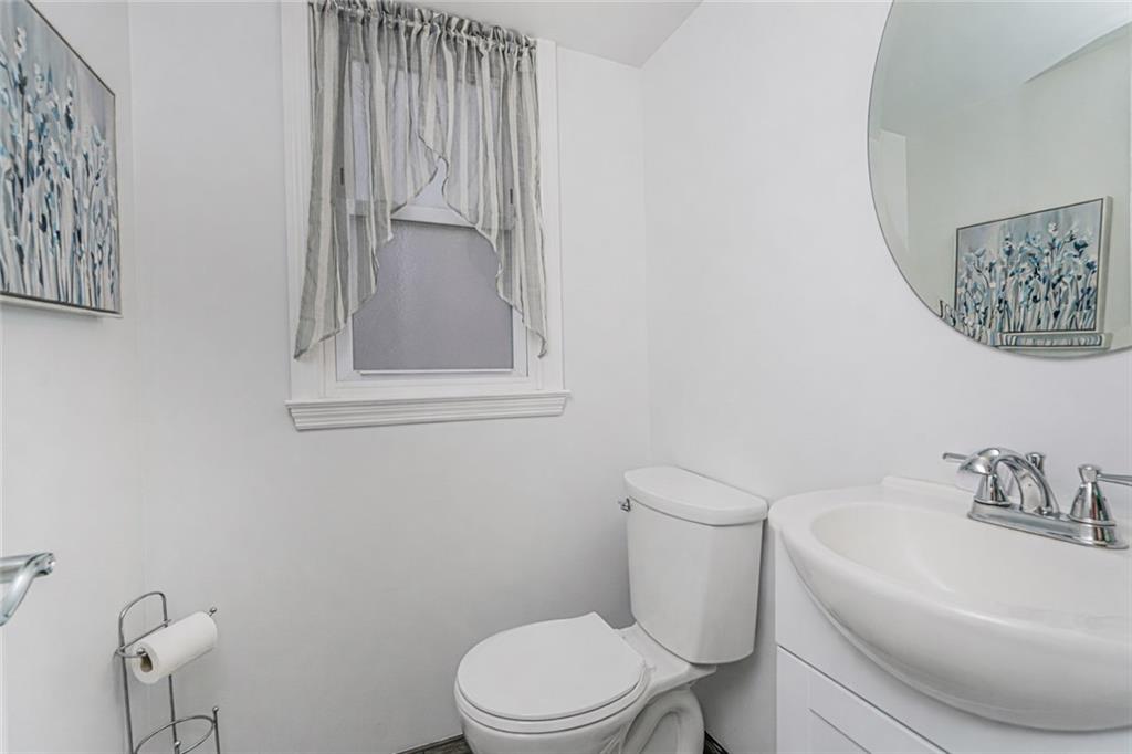 36 Ashwood Court Great Kills Staten Island NY 10308