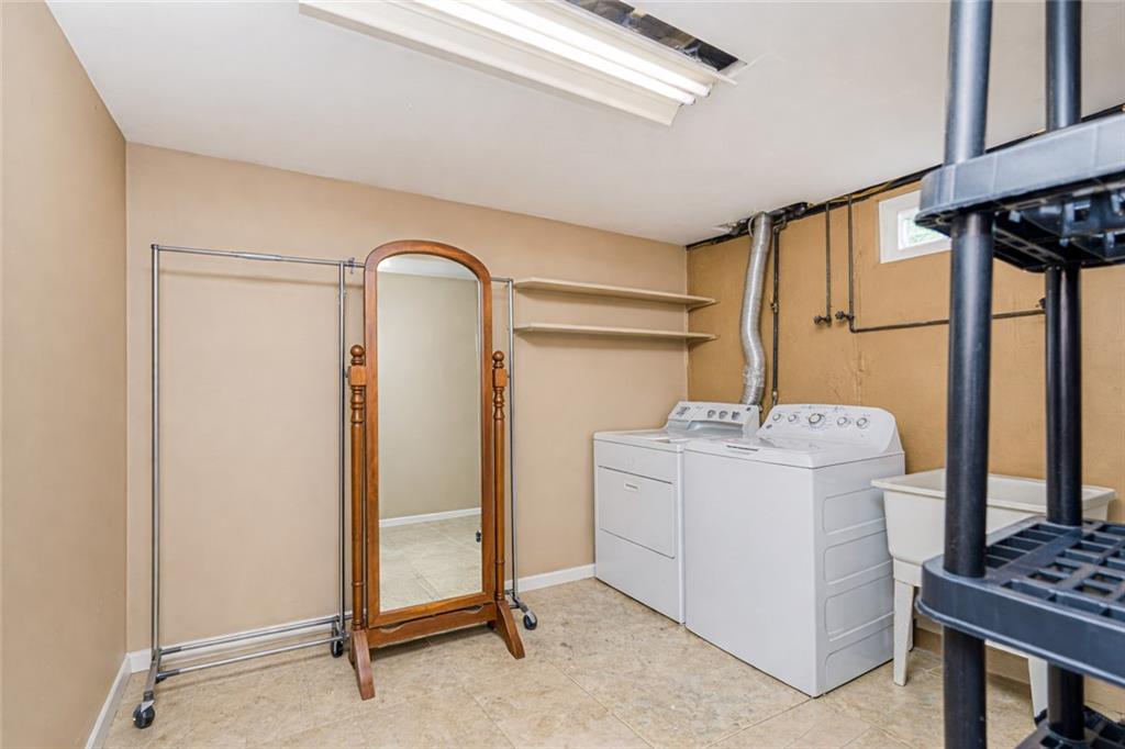 36 Ashwood Court Great Kills Staten Island NY 10308