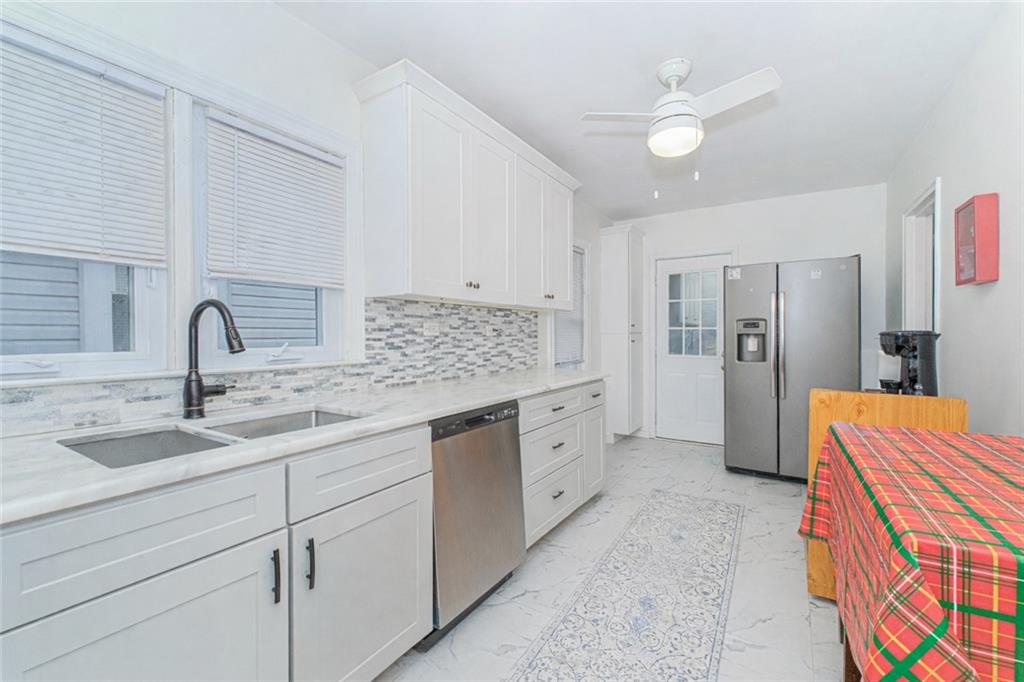 369 Grimsby Street Midland Beach Staten Island NY 10306