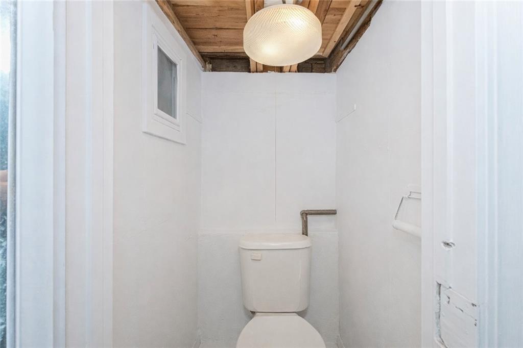 369 Grimsby Street Midland Beach Staten Island NY 10306