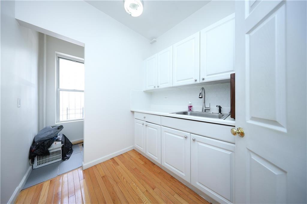 3905 5th Avenue Sunset Park Brooklyn NY 11232