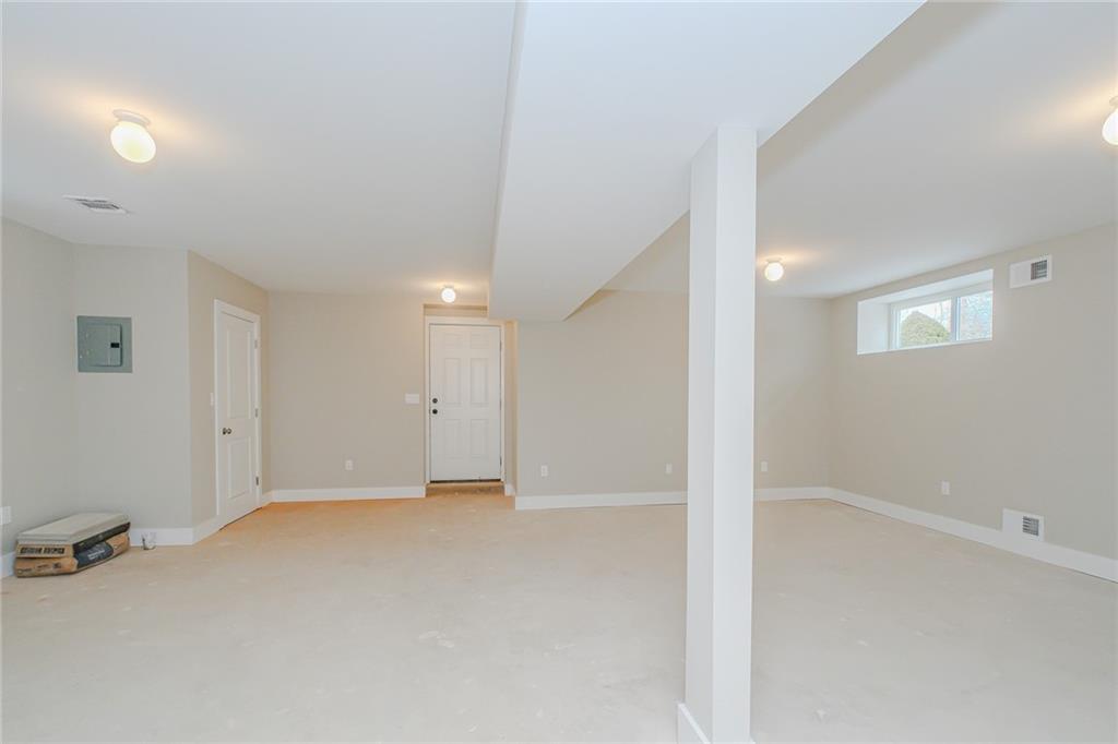 178 North Railroad Street Annadale Staten Island NY 10312