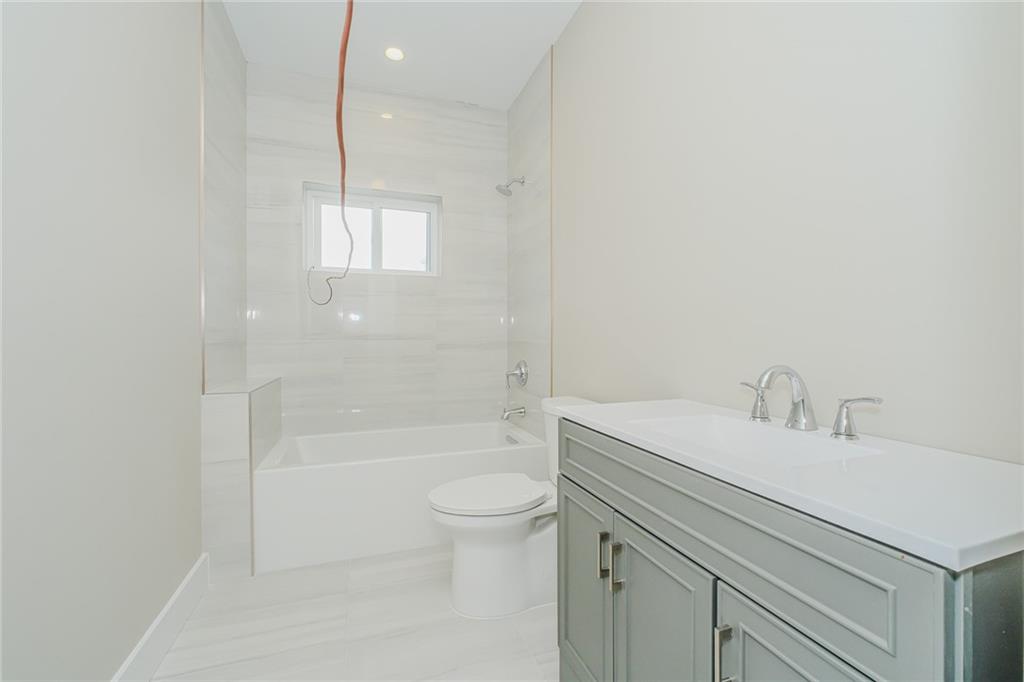 178 North Railroad Street Annadale Staten Island NY 10312