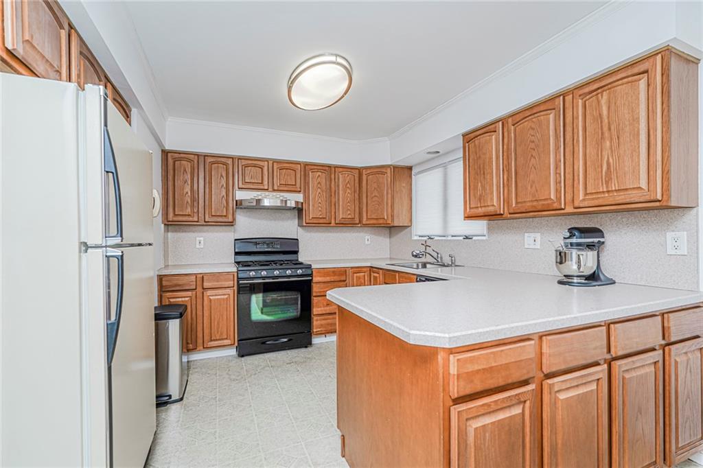 146 Queen Street Manor Heights Staten Island NY 10314