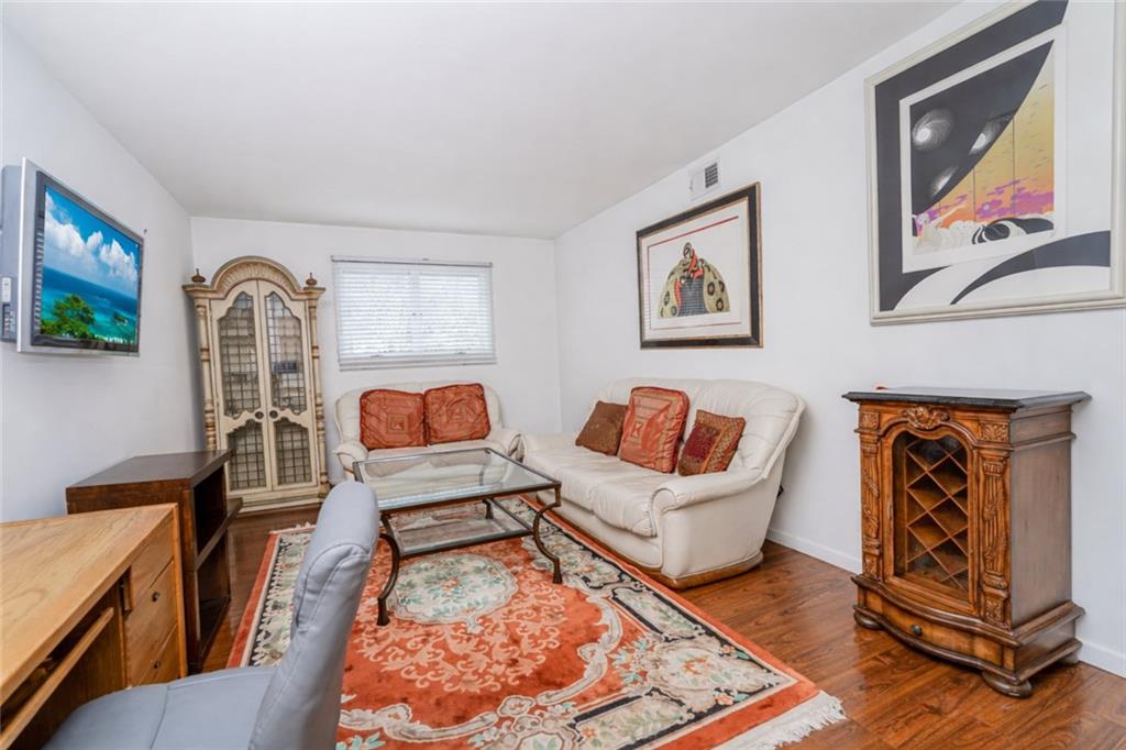 146 Queen Street Manor Heights Staten Island NY 10314