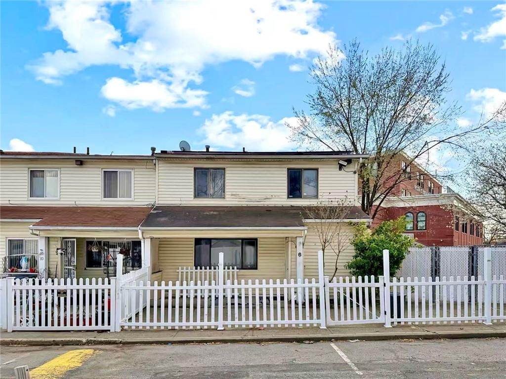 6 Greentree Lane Bulls Head Staten Island NY 10314