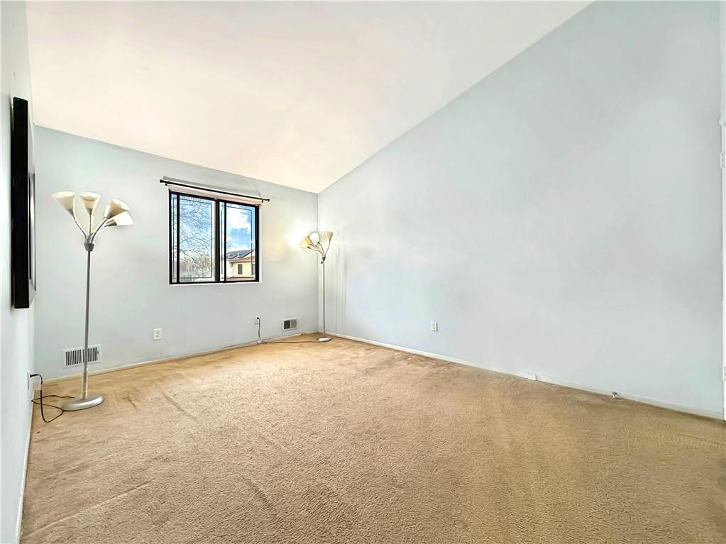 6 Greentree Lane Bulls Head Staten Island NY 10314