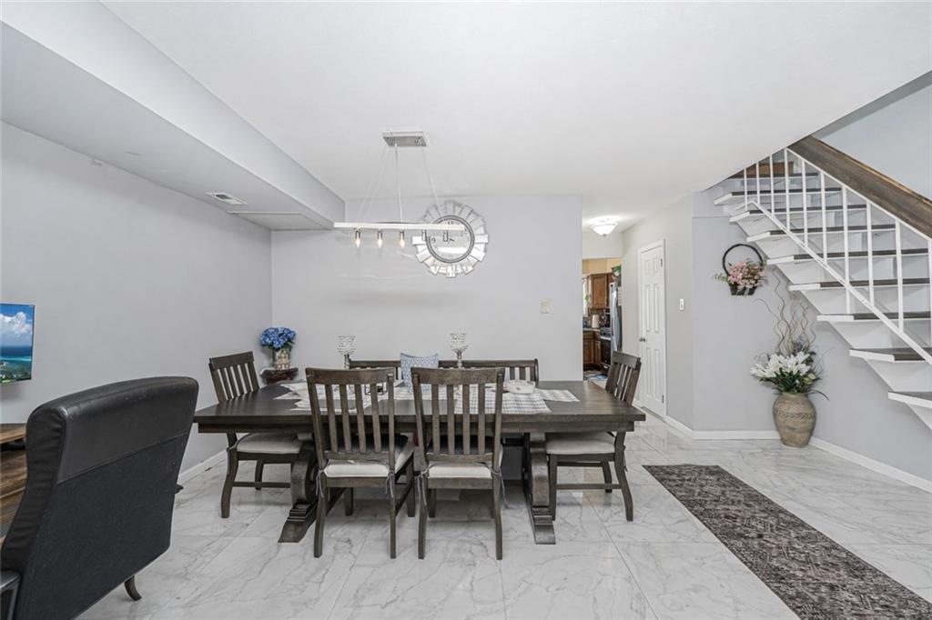 66 Rolling Hill Green Arden Heights Staten Island NY 10312