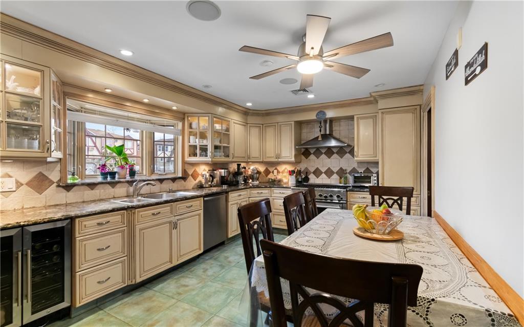 668 Stewart Avenue Willowbrook Staten Island NY 10314