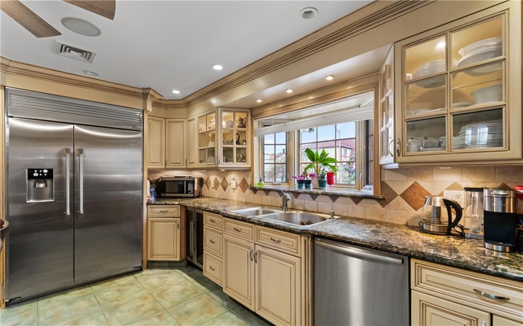 668 Stewart Avenue Willowbrook Staten Island NY 10314