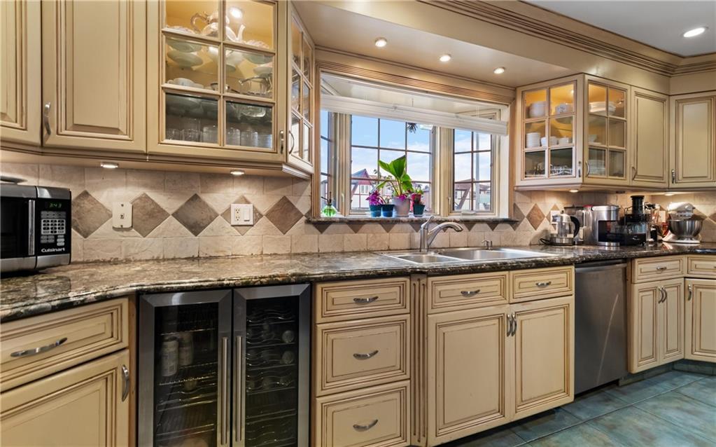 668 Stewart Avenue Willowbrook Staten Island NY 10314