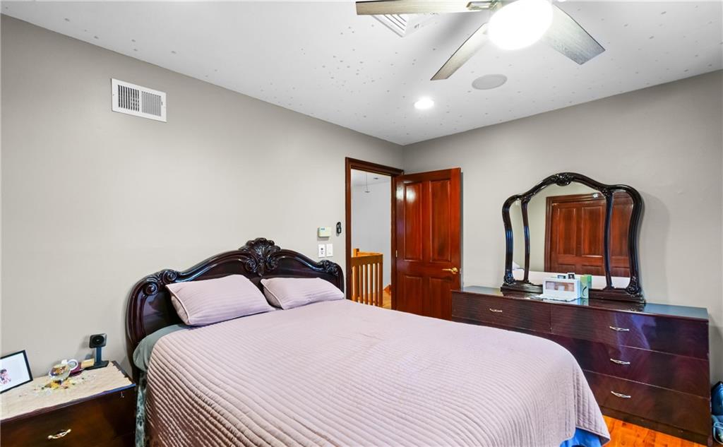 668 Stewart Avenue Willowbrook Staten Island NY 10314