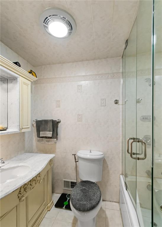 668 Stewart Avenue Willowbrook Staten Island NY 10314