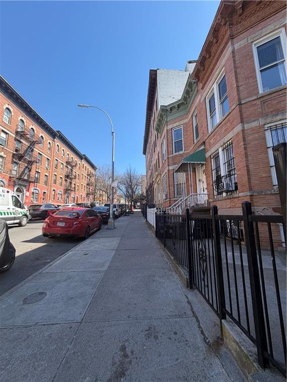 536 46th St Sunset Park Brooklyn NY 11220