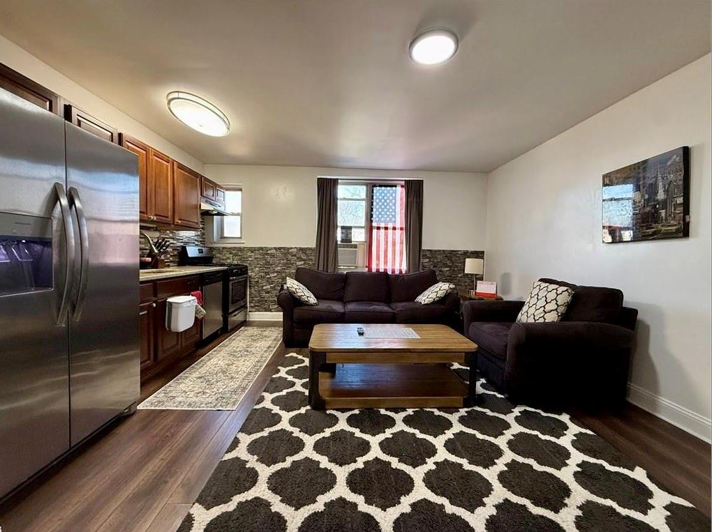 565 castleton Avenue Randall Manor Staten Island NY 10301