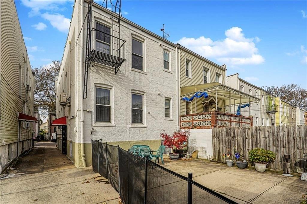 2321 East 24th Street Sheepshead Bay Brooklyn NY 11229