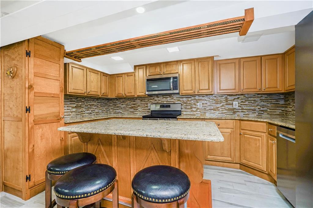 2015 66th Street Bensonhurst Brooklyn NY 11204